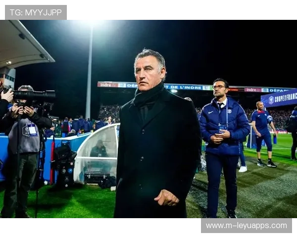 巴黎准备重建锋线三叉戟，新主心骨已敲定